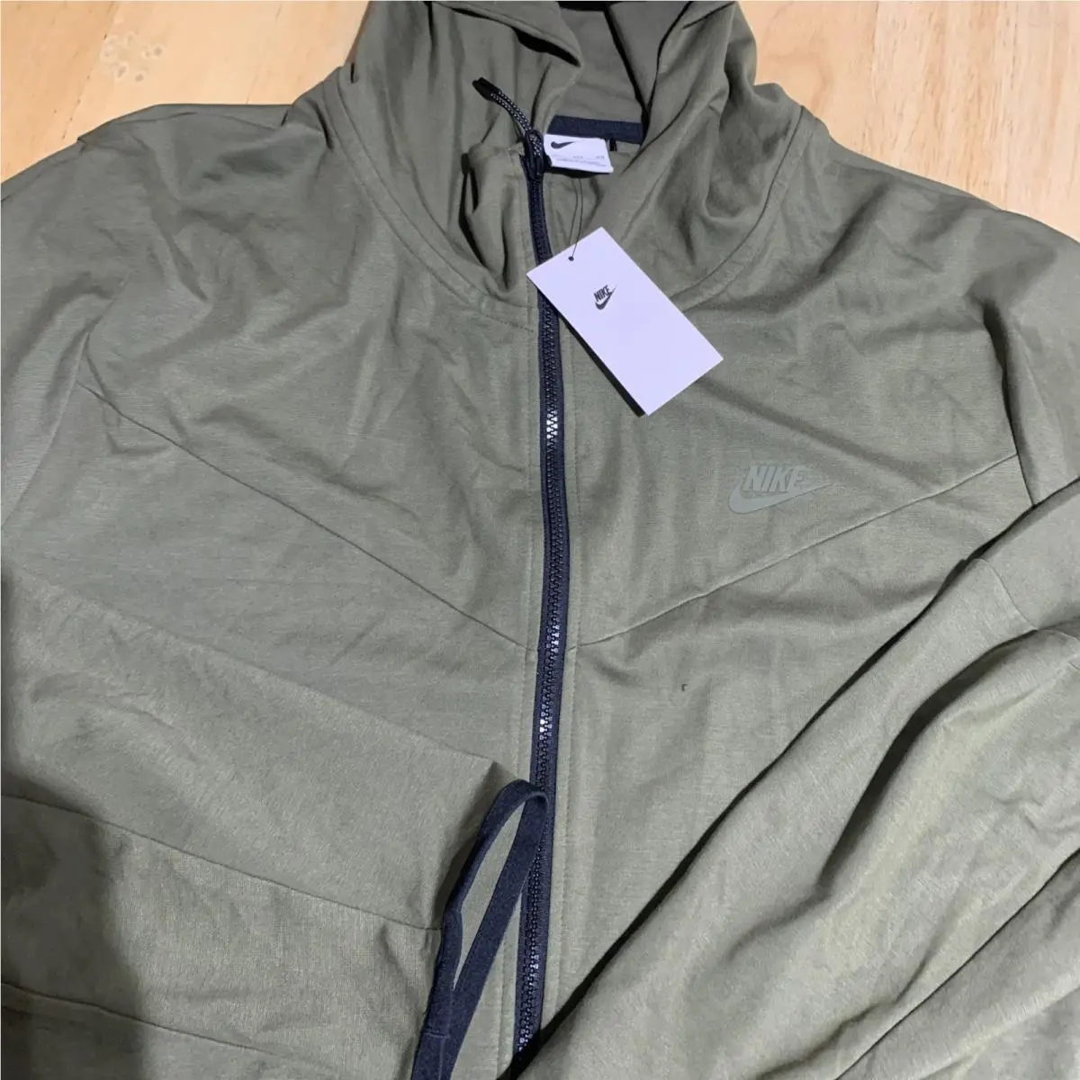Nike clothing - Green 2