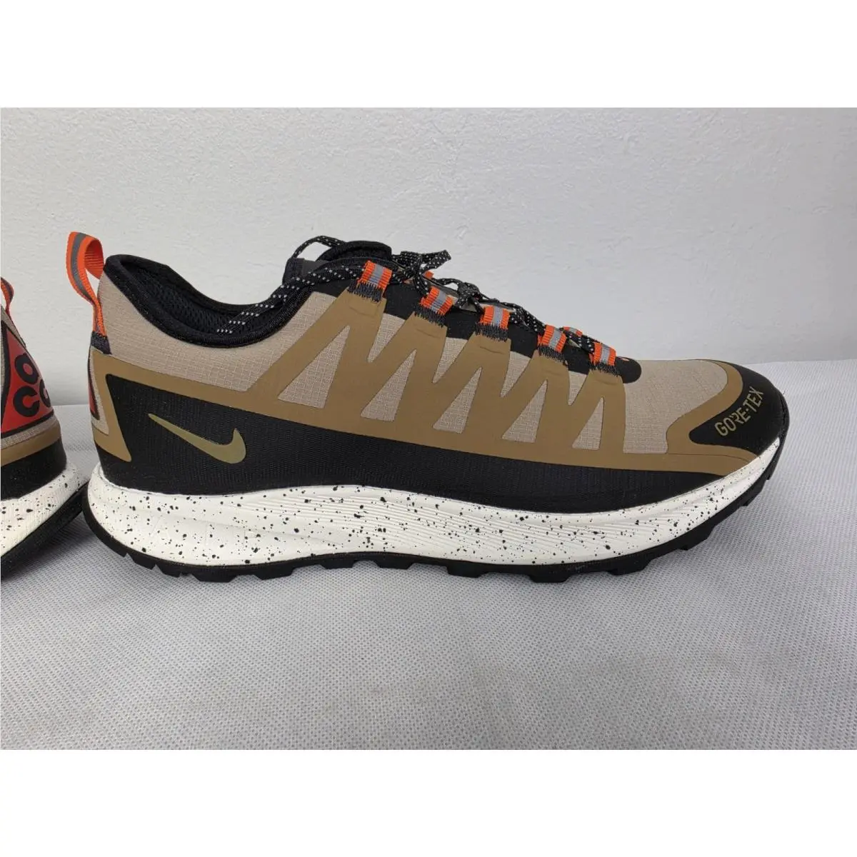 Nike shoes - Nike ACG Air Nasu - ACG Air Nasu - CW5924-200 - Brown 0