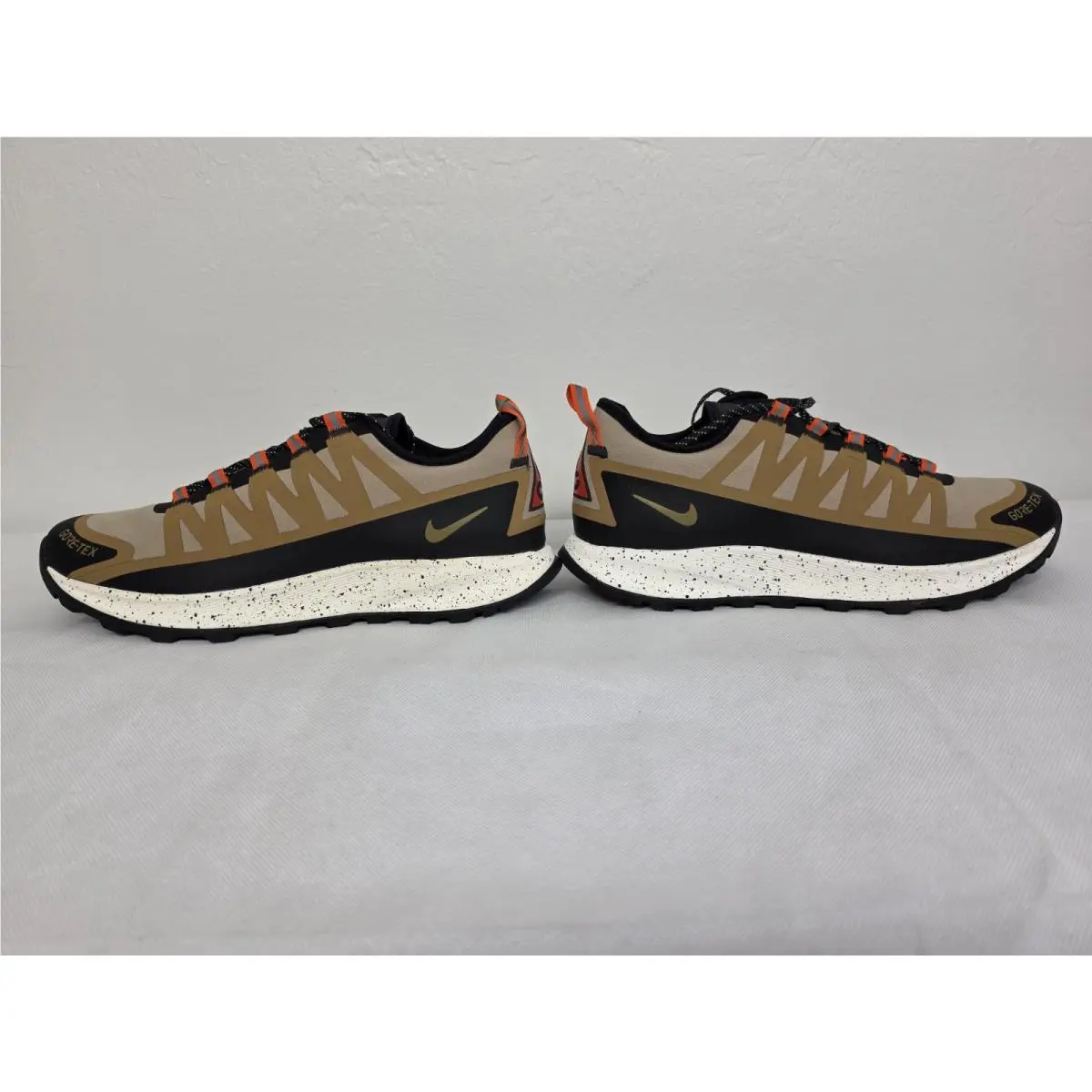 Nike shoes - Nike ACG Air Nasu - ACG Air Nasu - CW5924-200 - Brown 1