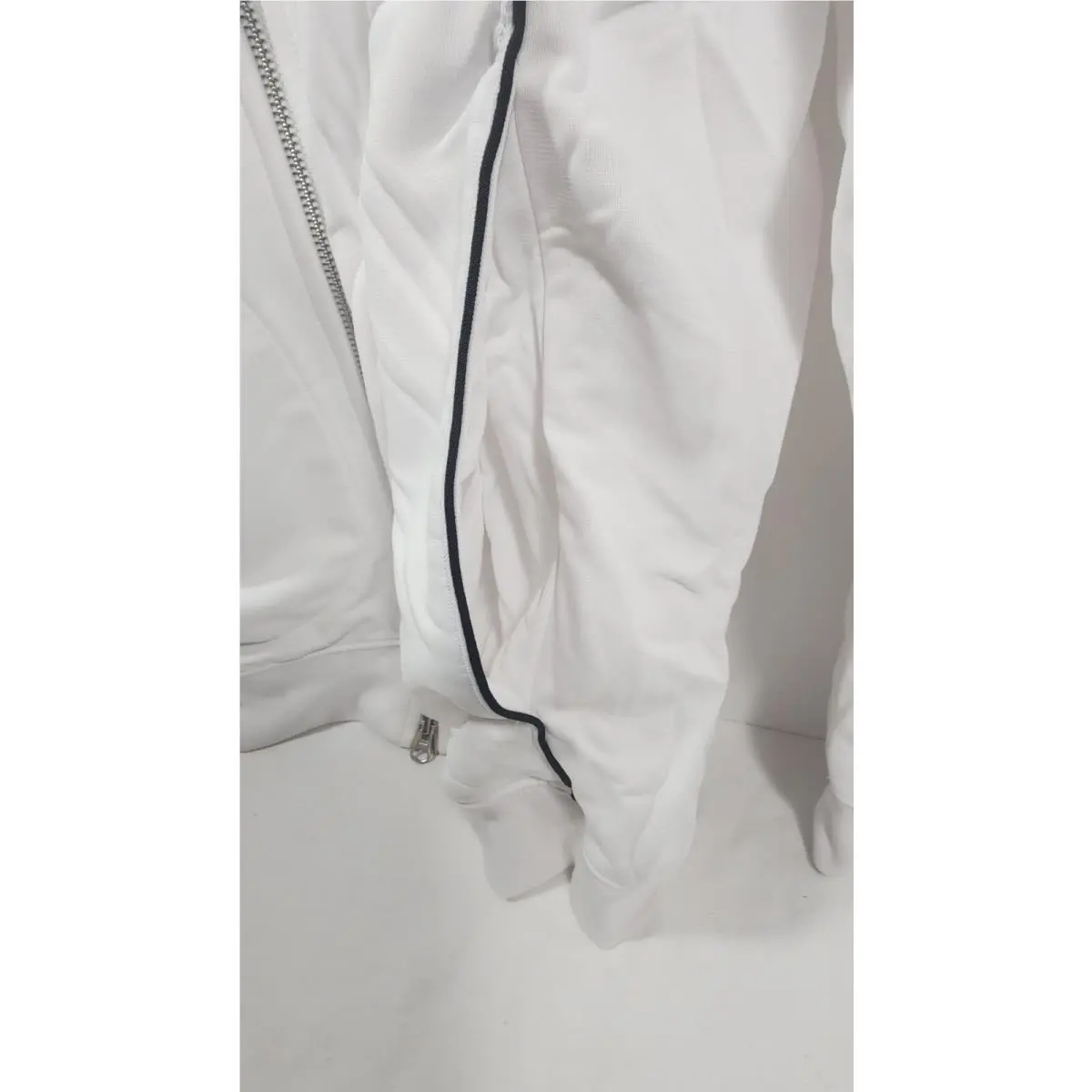Nike clothing - White (UPC: 659658379381) 5
