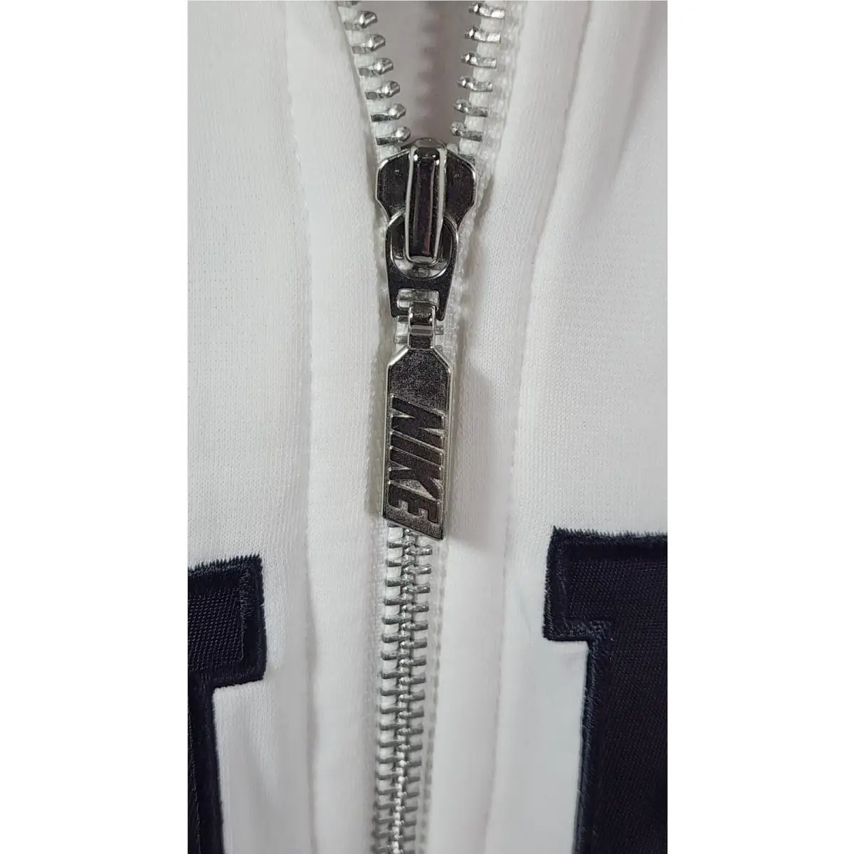 Nike clothing - White (UPC: 659658379381) 6
