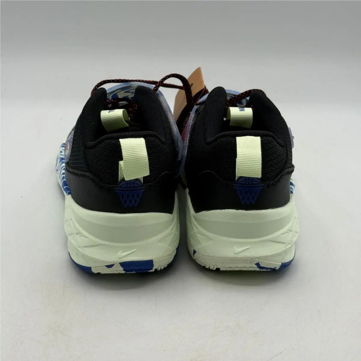 Nike shoes - Team Hustle D 12 SE (GS) - Multicolor 1