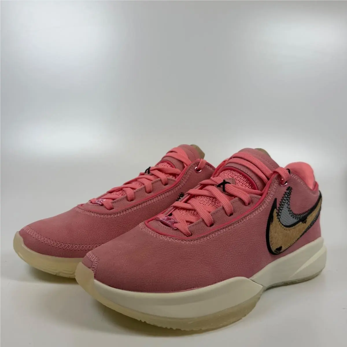 Lebron 20 South Beast Pink Arctic Orange DQ3828-900 Mens Size 10 Basketball by Nike