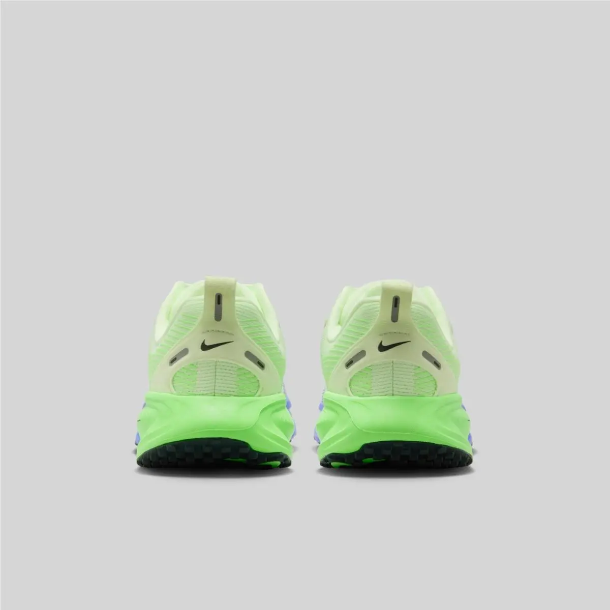 Nike shoes - Nike Vomero 18 - Vomero - HQ2157-701 - Green 3