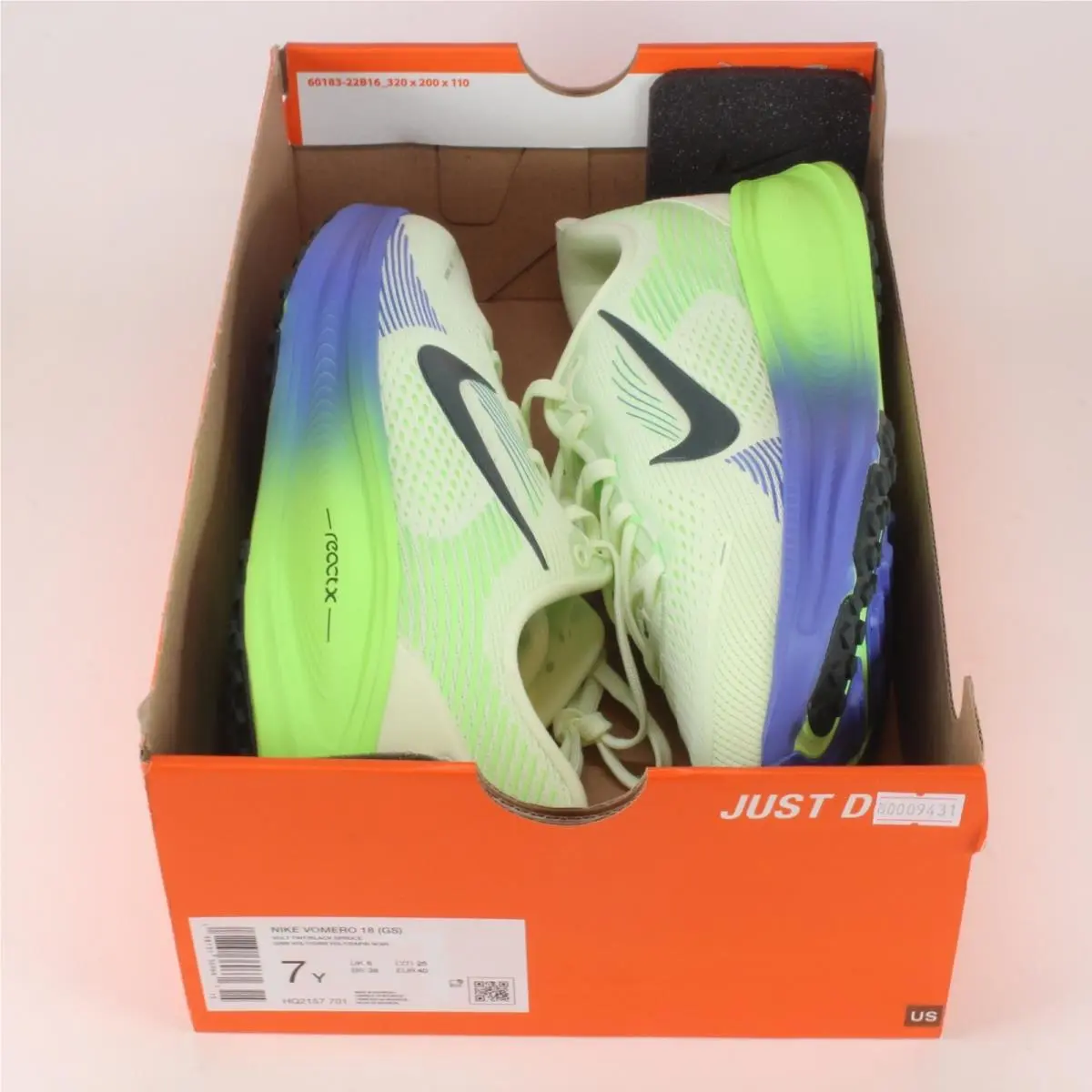 Nike shoes - Nike Vomero 18 - Vomero - HQ2157-701 - Green 7