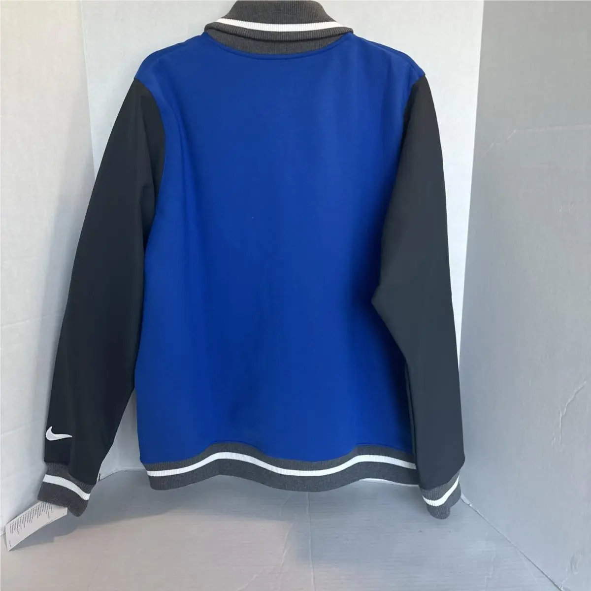 Nike clothing - Blue (UPC: 0195868446975) 7