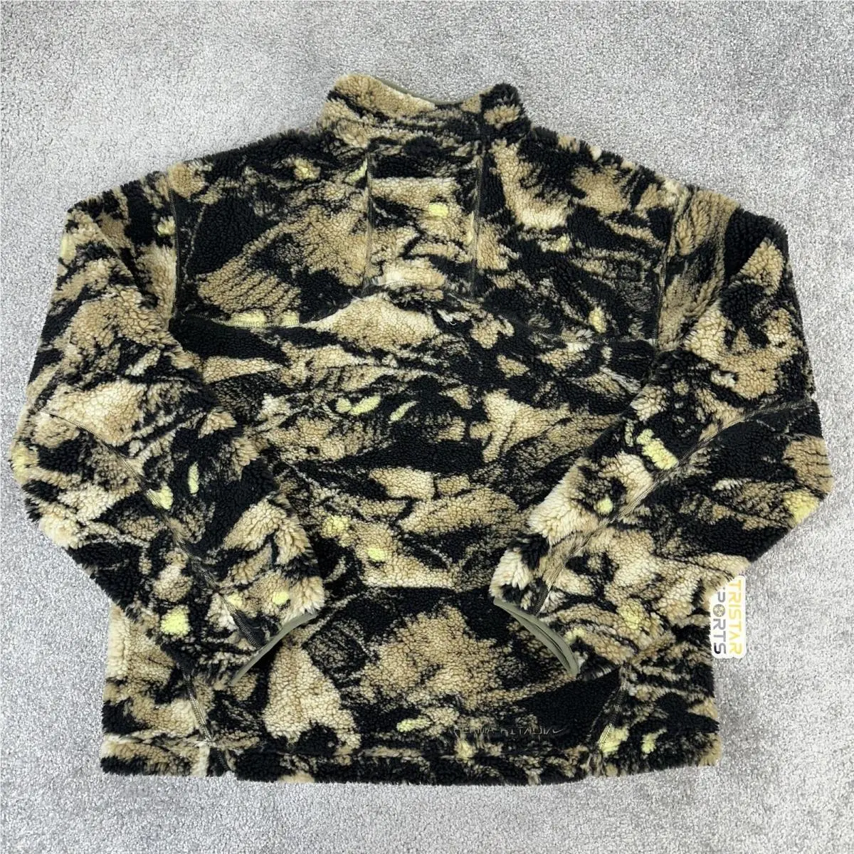 Nike clothing - Brown (UPC: 197860044562) 0