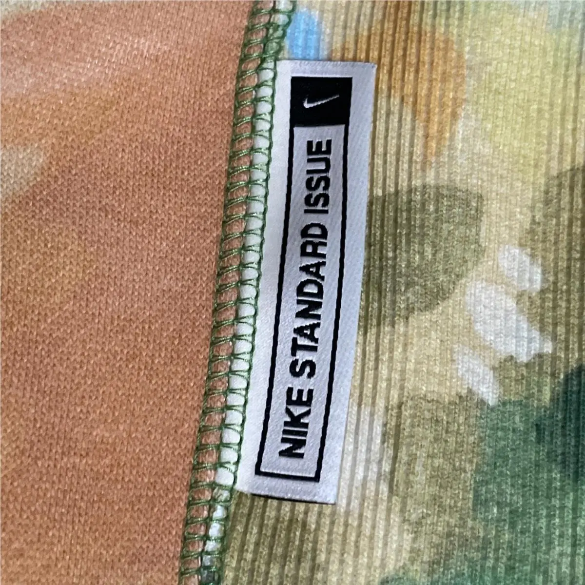 Nike clothing - Multicolor (UPC: 0198482377113) 4