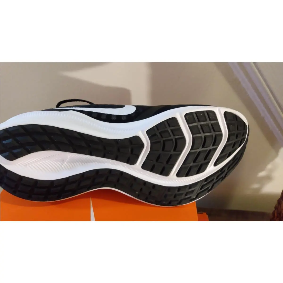 Nike shoes - Black 4