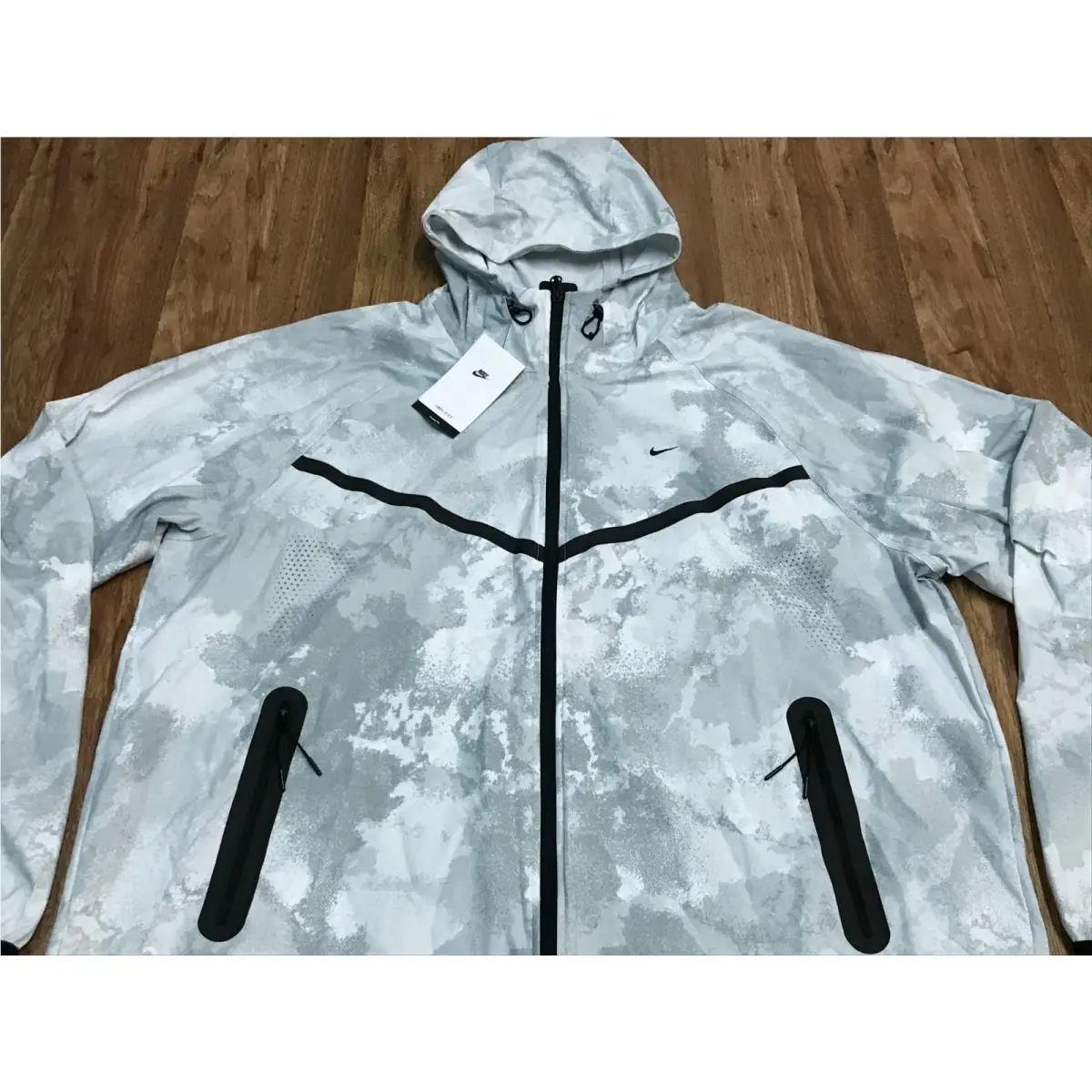 Nike clothing - Gray 1