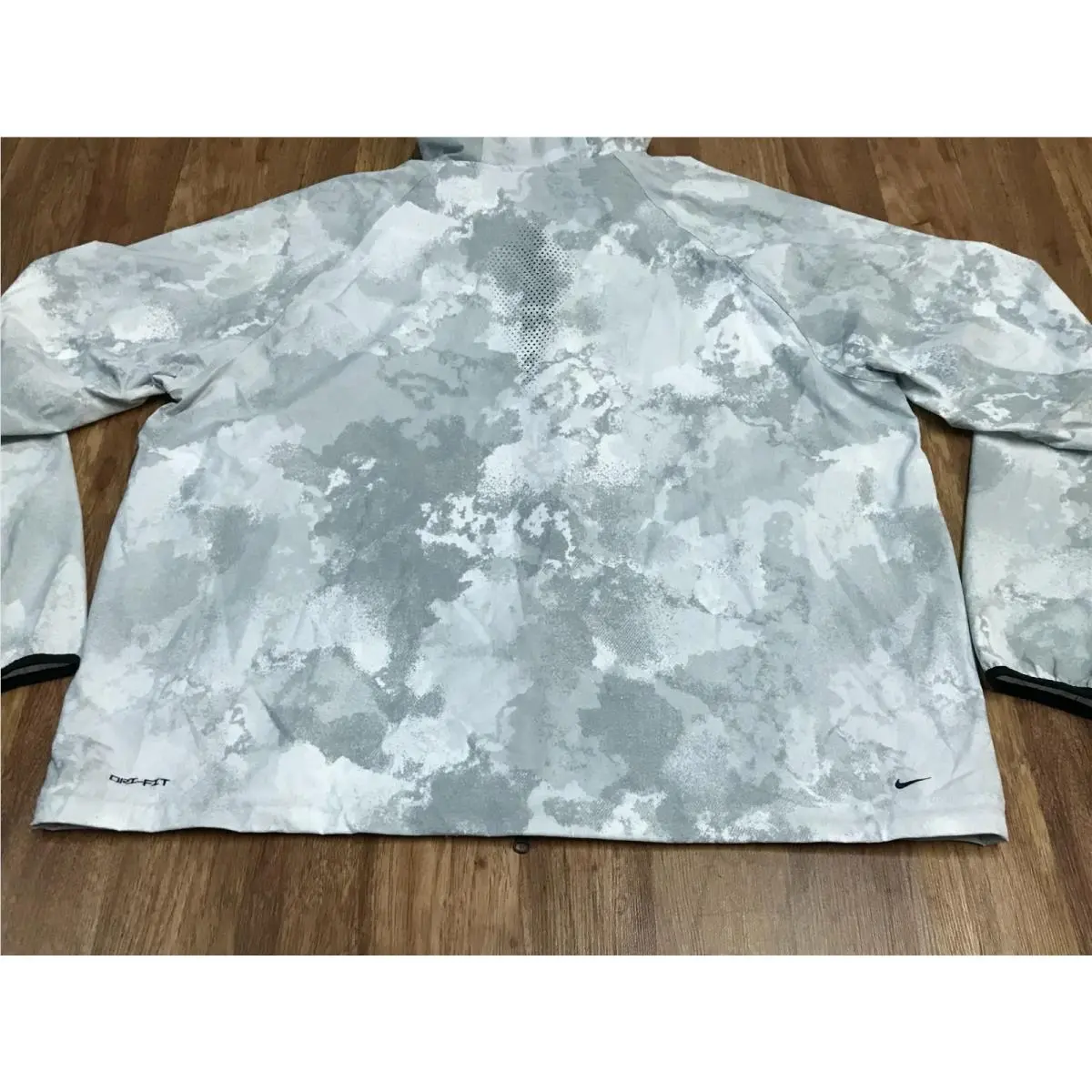 Nike clothing - Gray 7