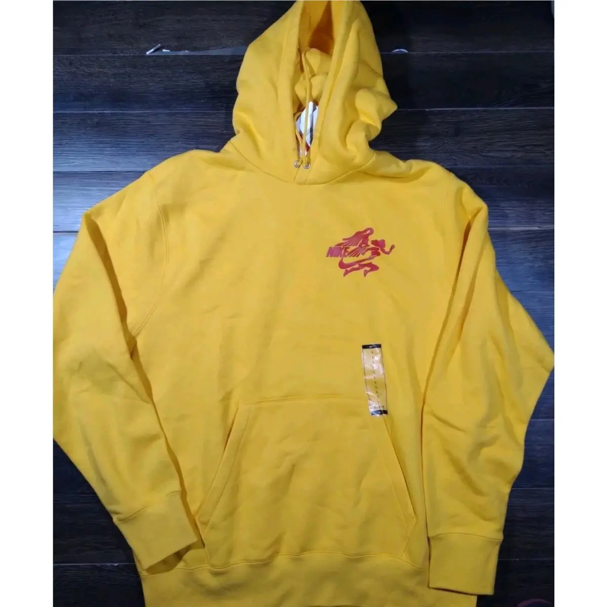 Men SZ Large  Club Fleece Pullover Victory Hoodie Gold/red by Nike