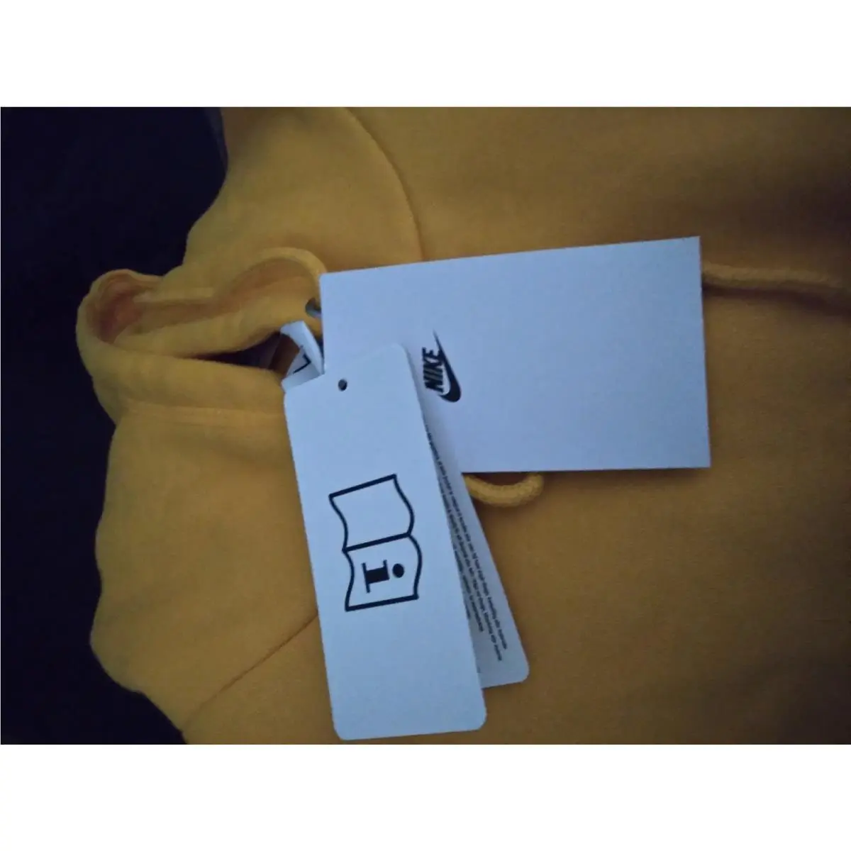 Nike clothing - Yellow 1