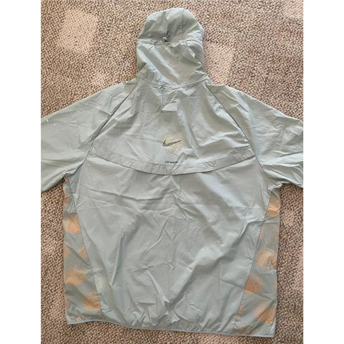 Nike clothing - Green (UPC: 198728717659) 2