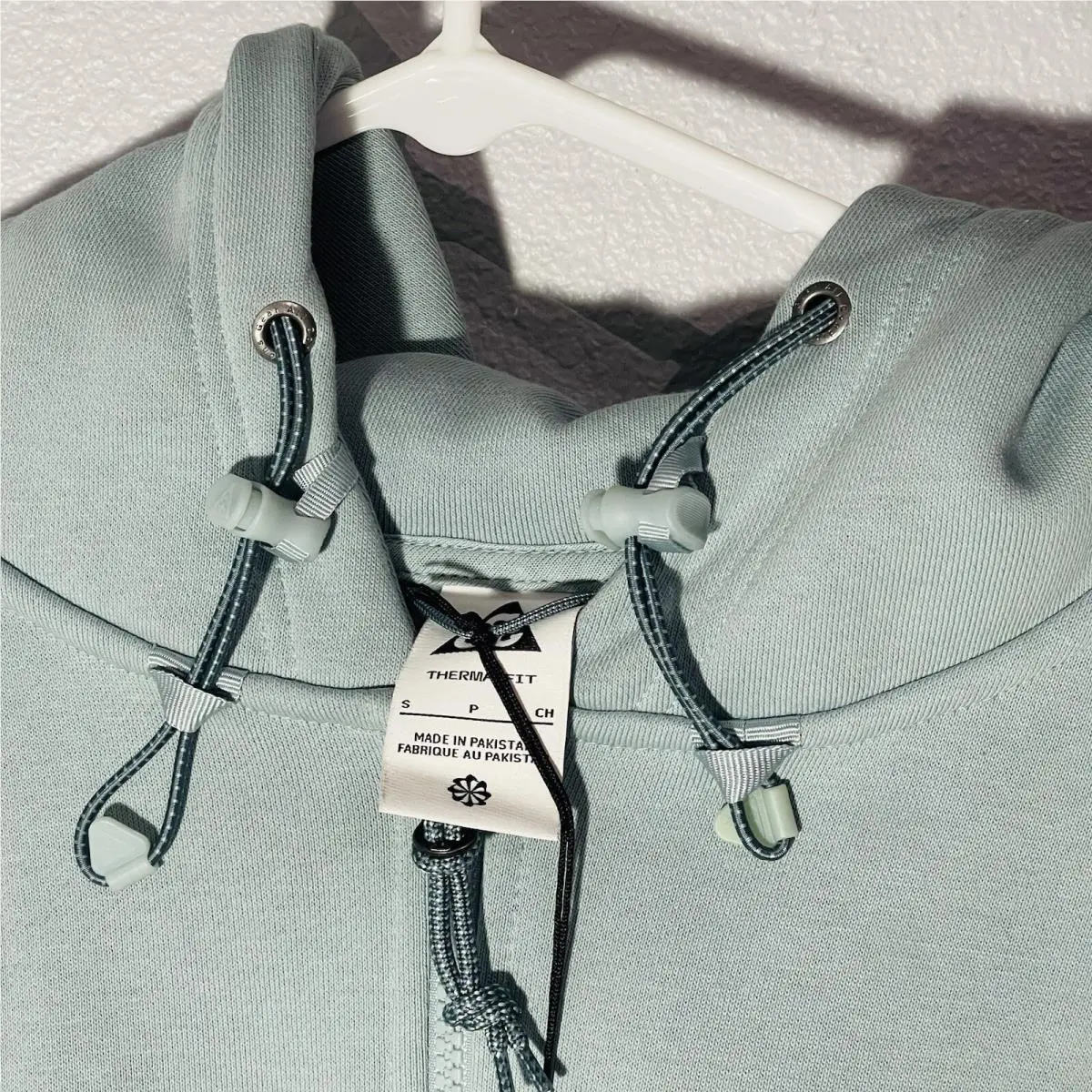 Nike clothing - Ocean Blue (UPC: 195243806929) 6