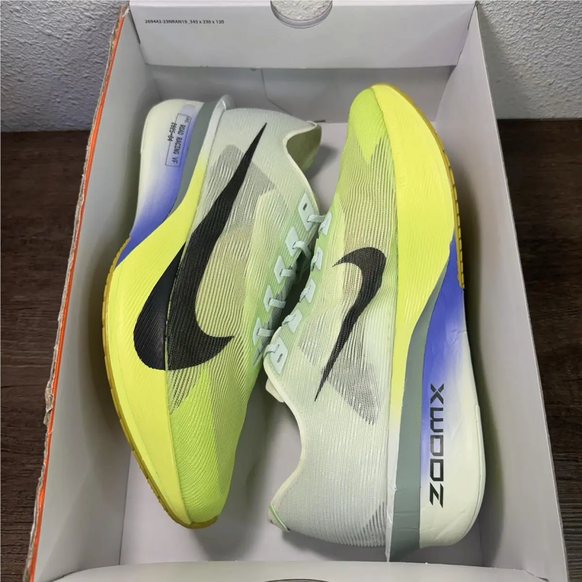 Nike shoes - Nike ZoomX VaporFly Next% 4 - HF6414-300 - Green 1