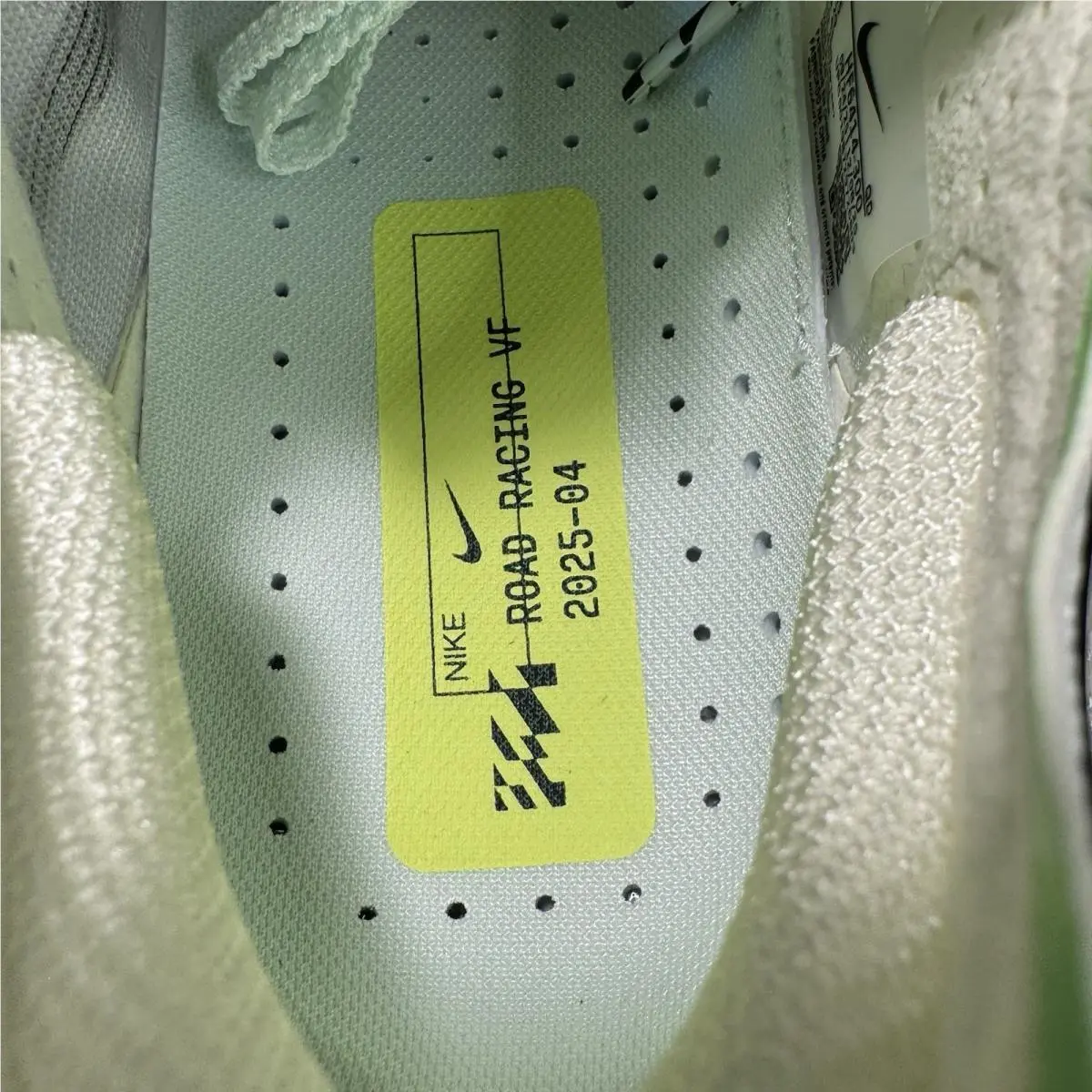 Nike shoes - Nike ZoomX VaporFly Next% 4 - HF6414-300 - Green 5