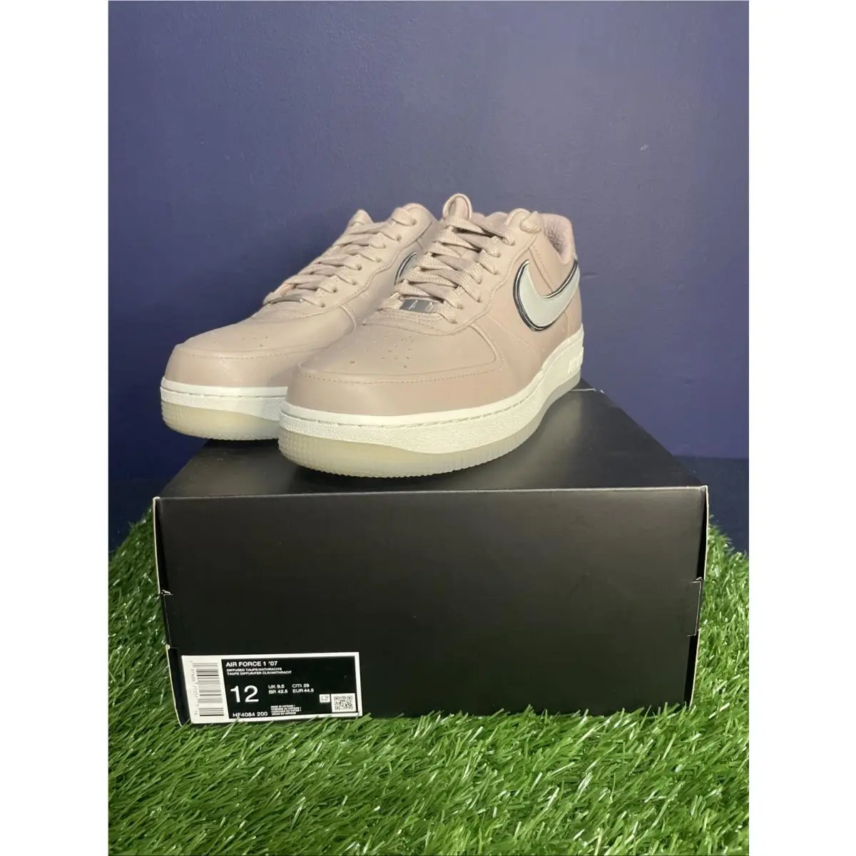 Nike shoes - Nike Air Force 1 - Air Force - HF4084-200 - Brown 1