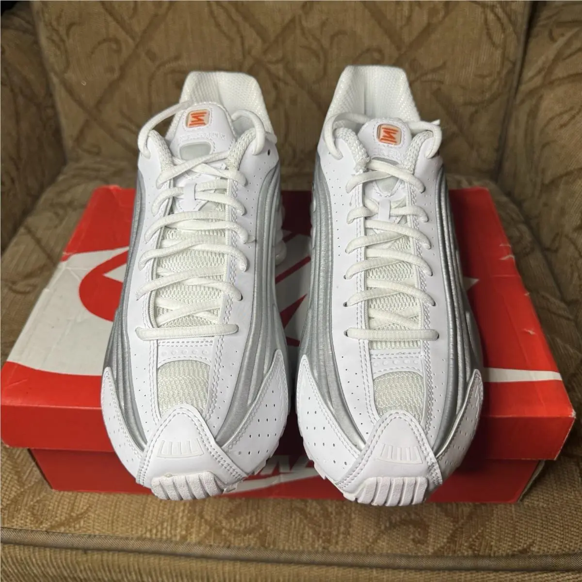 Nike shoes - Nike Shox R4 - Shox - 104265131 - White (UPC: 0192499287304) 2