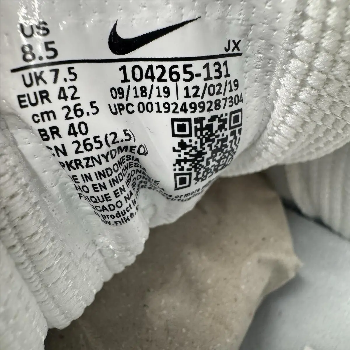 Nike shoes - Nike Shox R4 - Shox - 104265131 - White (UPC: 0192499287304) 5