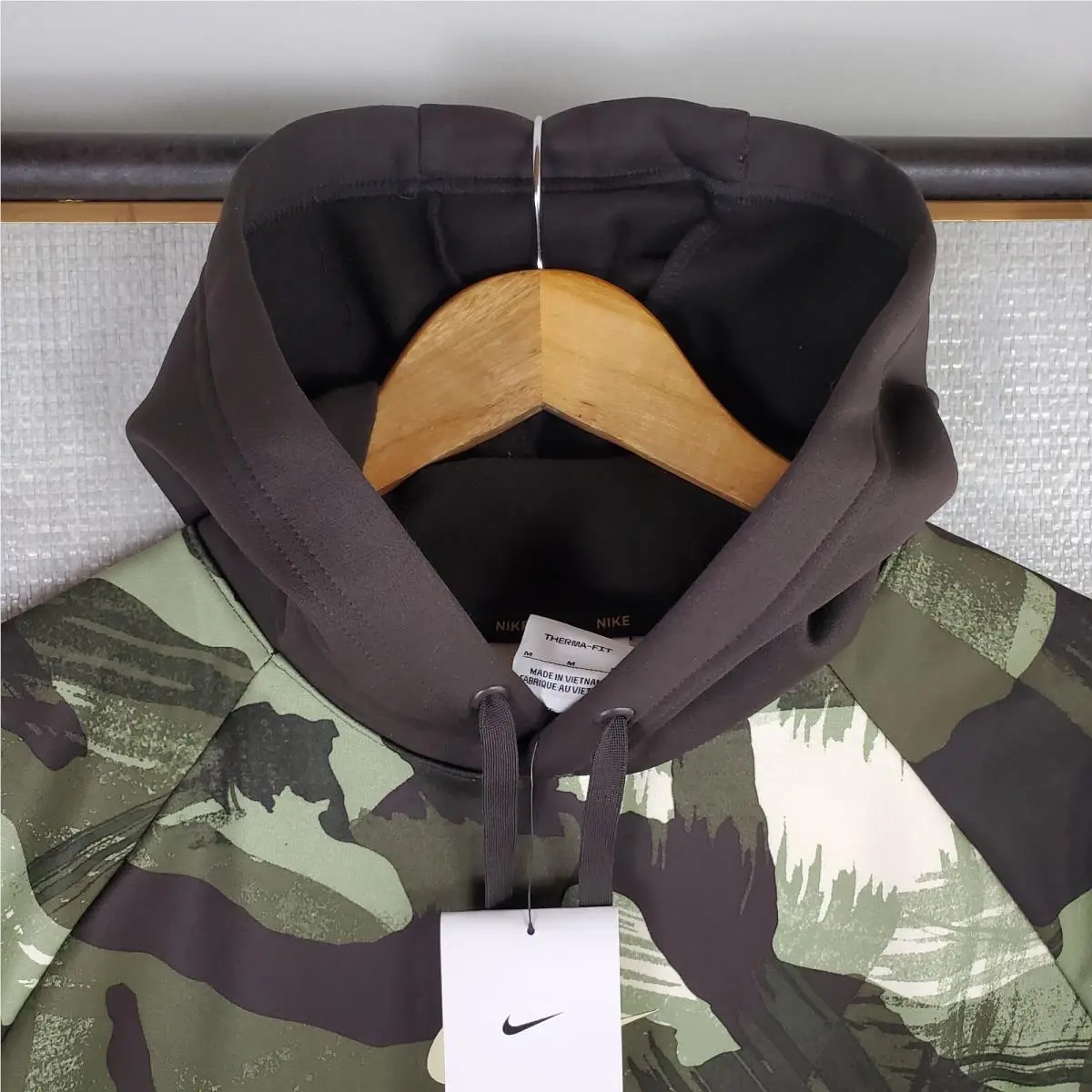 Nike clothing - golf casual long sleeve size mens pullover water wind long sleeve hooded hoodie swoosh jacket windbreaker hoody camouflage hawaiian NWT - Green 14