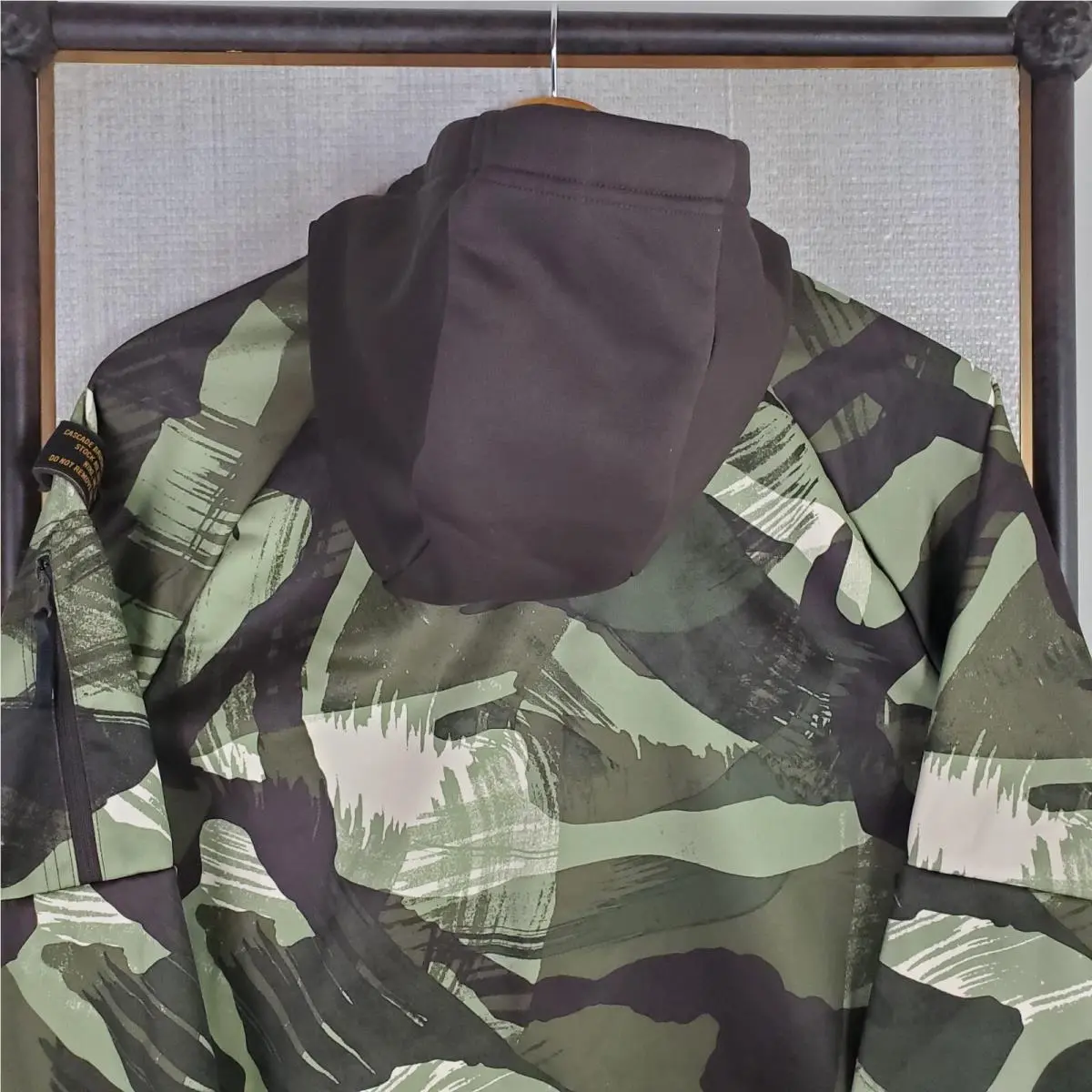 Nike clothing - golf casual long sleeve size mens pullover water wind long sleeve hooded hoodie swoosh jacket windbreaker hoody camouflage hawaiian NWT - Green 7