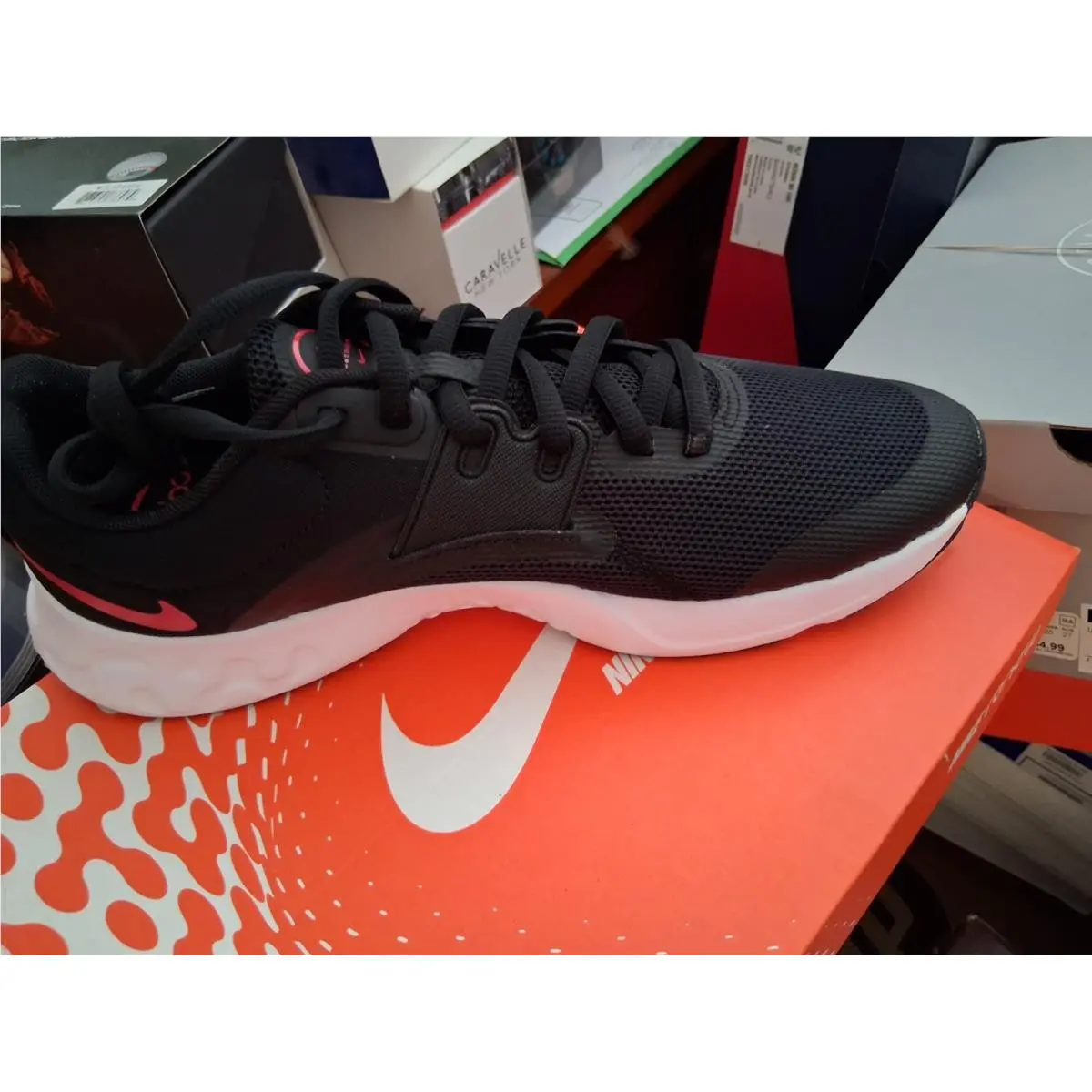 Nike shoes - Nike Renew Retaliation - Renew Retaliation - Black 4
