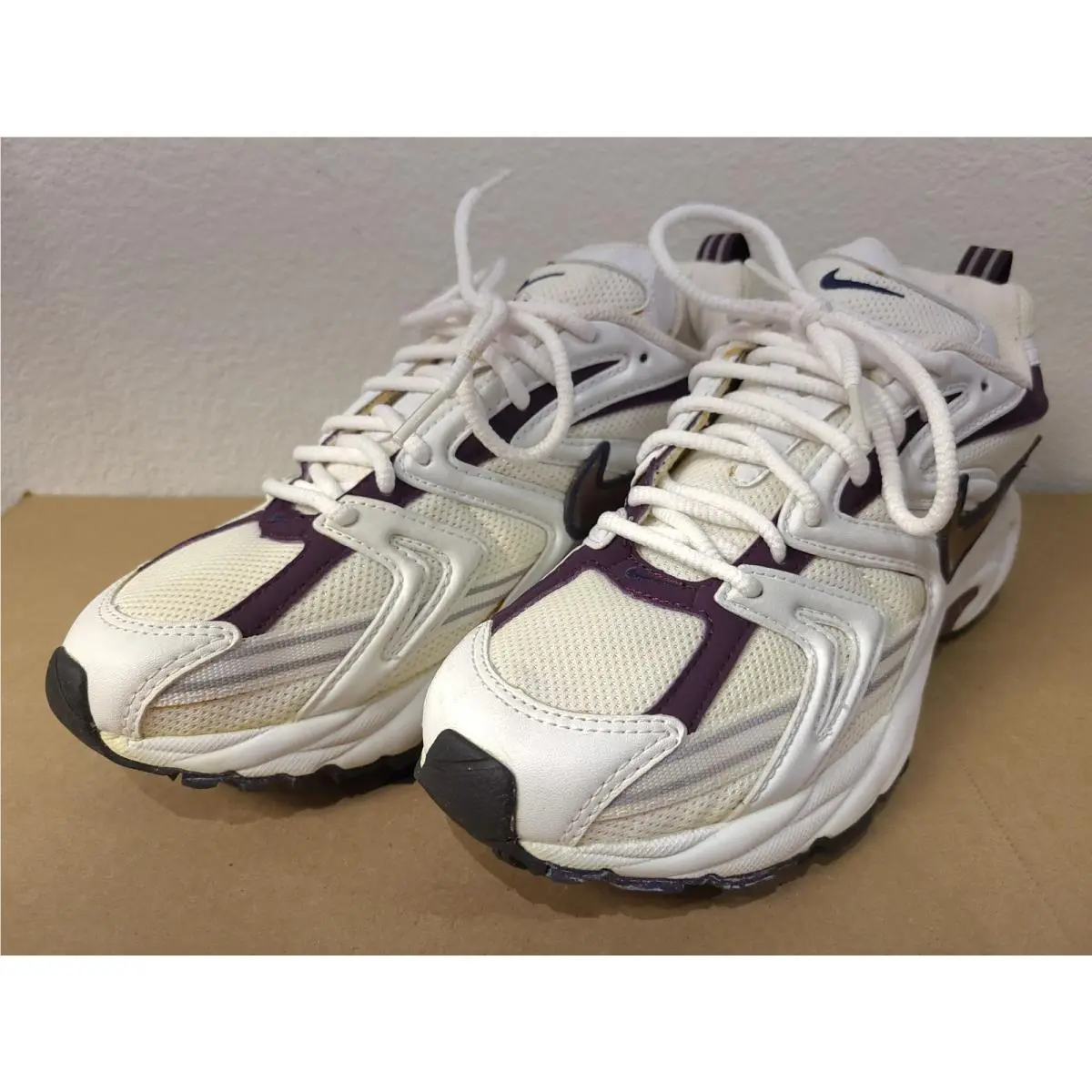 Nike shoes - NIKE Air Alate - Air Alate - 103046-151 - White (UPC: 091202886622) 0