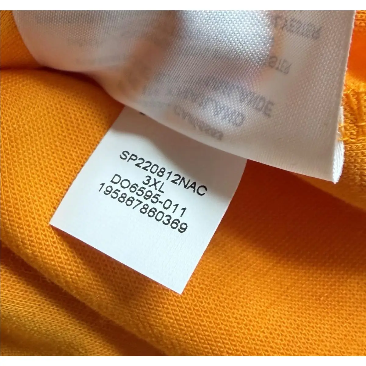 Nike clothing - Orange 10