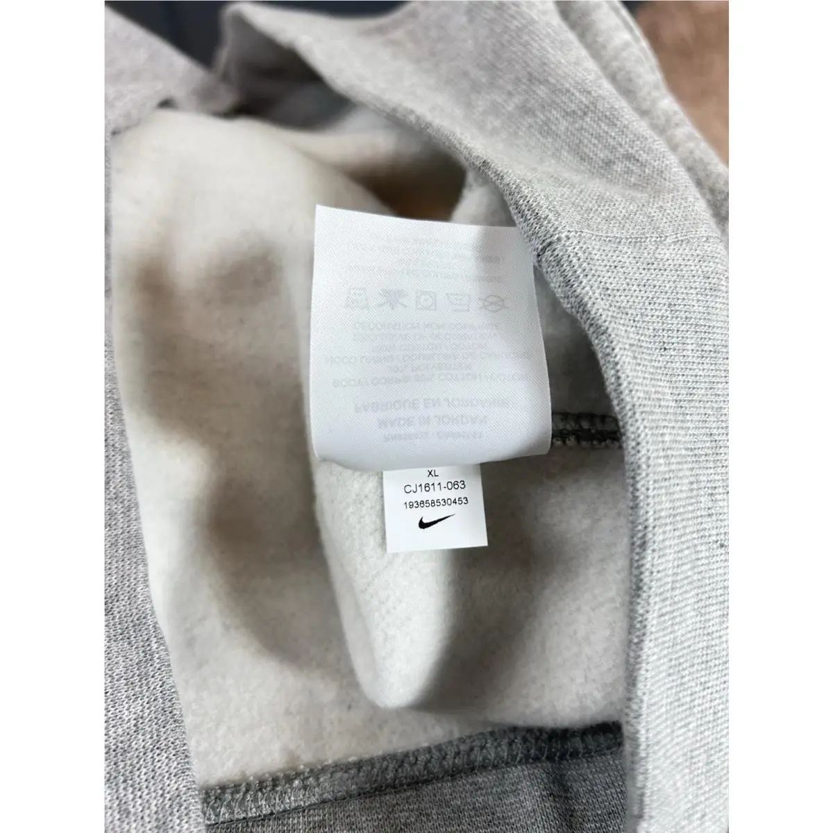Nike clothing - Gray 4