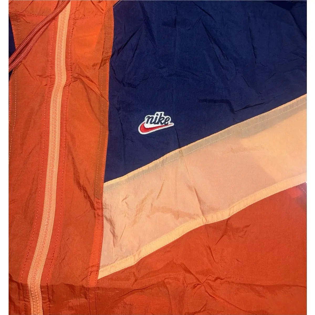 Size XL -  Heritage Loose Fit Vintage Full Zip Windbreaker CZ0781-861 by Nike