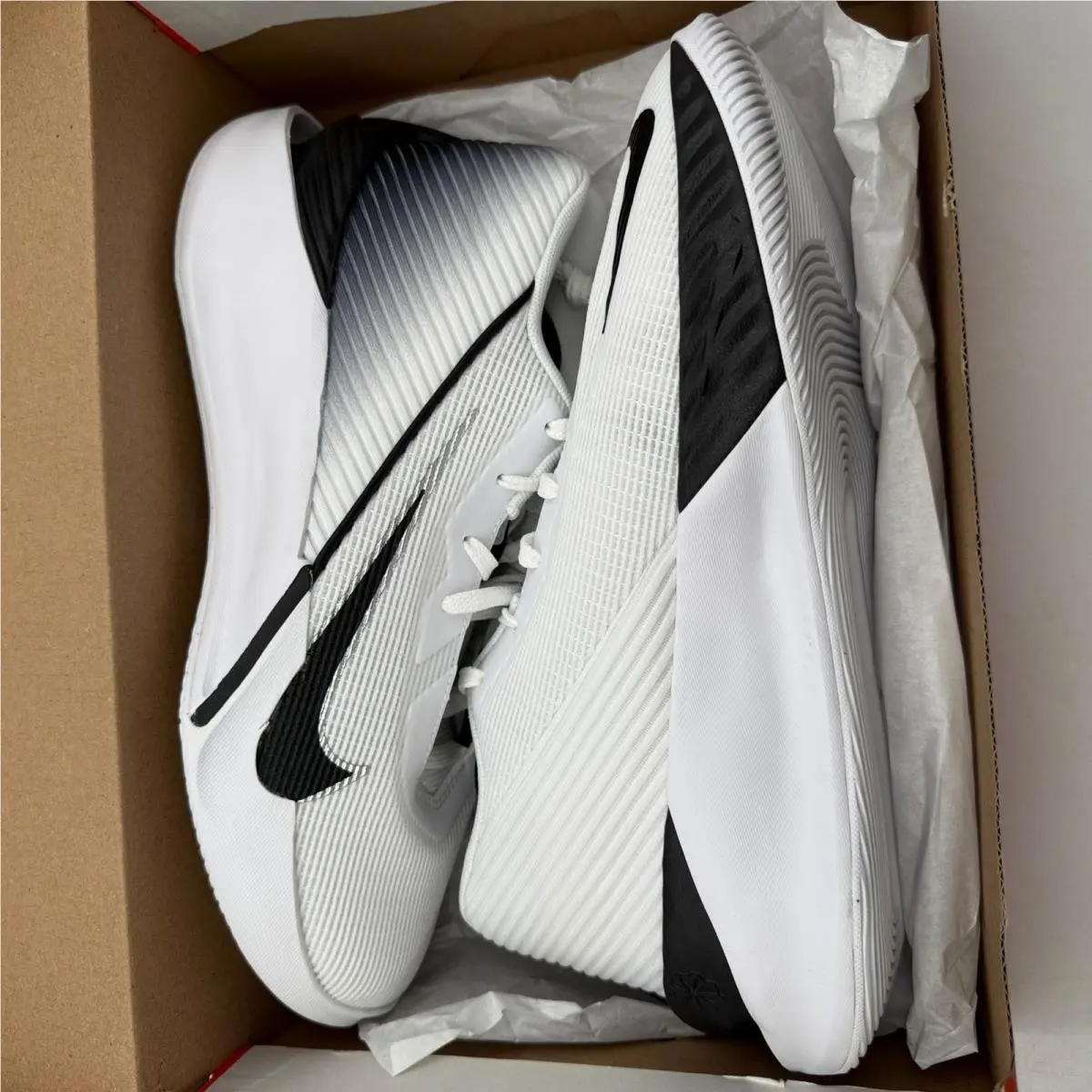 Nike shoes - Nike G.T. Jump Academy - Jump Academy - White 4