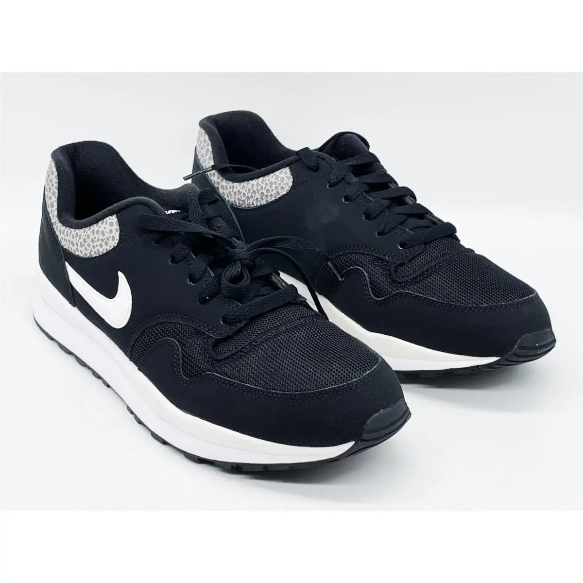 Nike shoes - Air Safari - Air Safari - 371740-009 - Black White 0