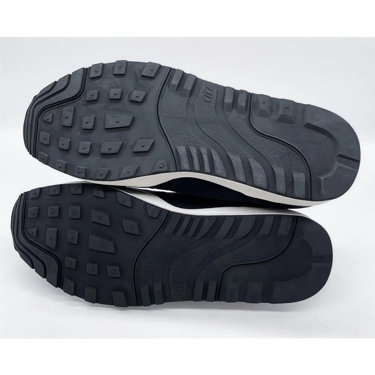 Nike shoes - Air Safari - Air Safari - 371740-009 - Black White 5