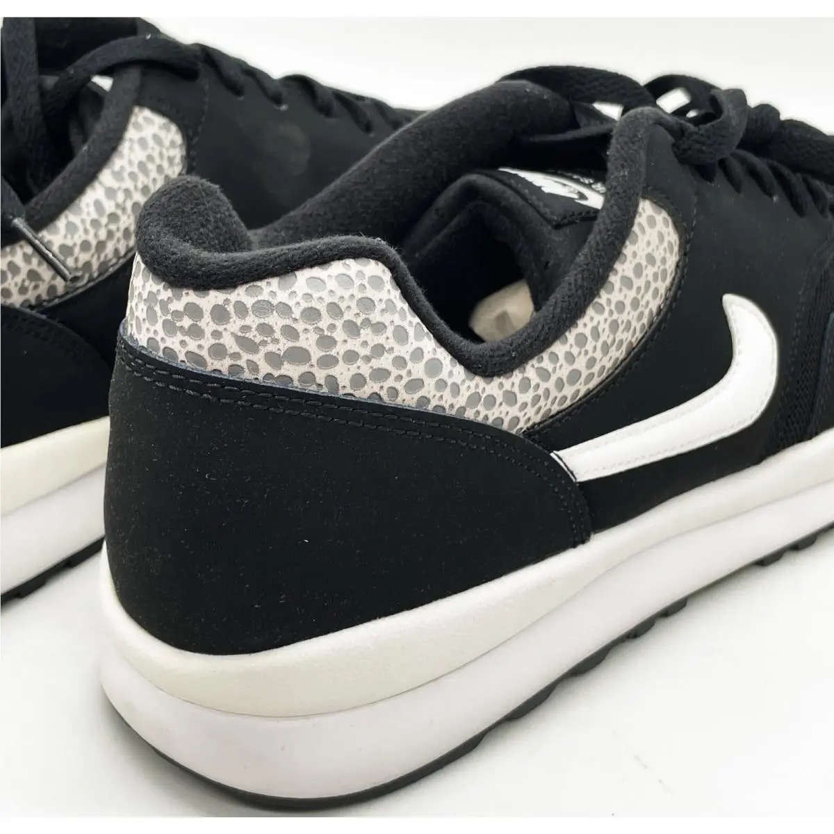 Nike shoes - Air Safari - Air Safari - 371740-009 - Black White 7