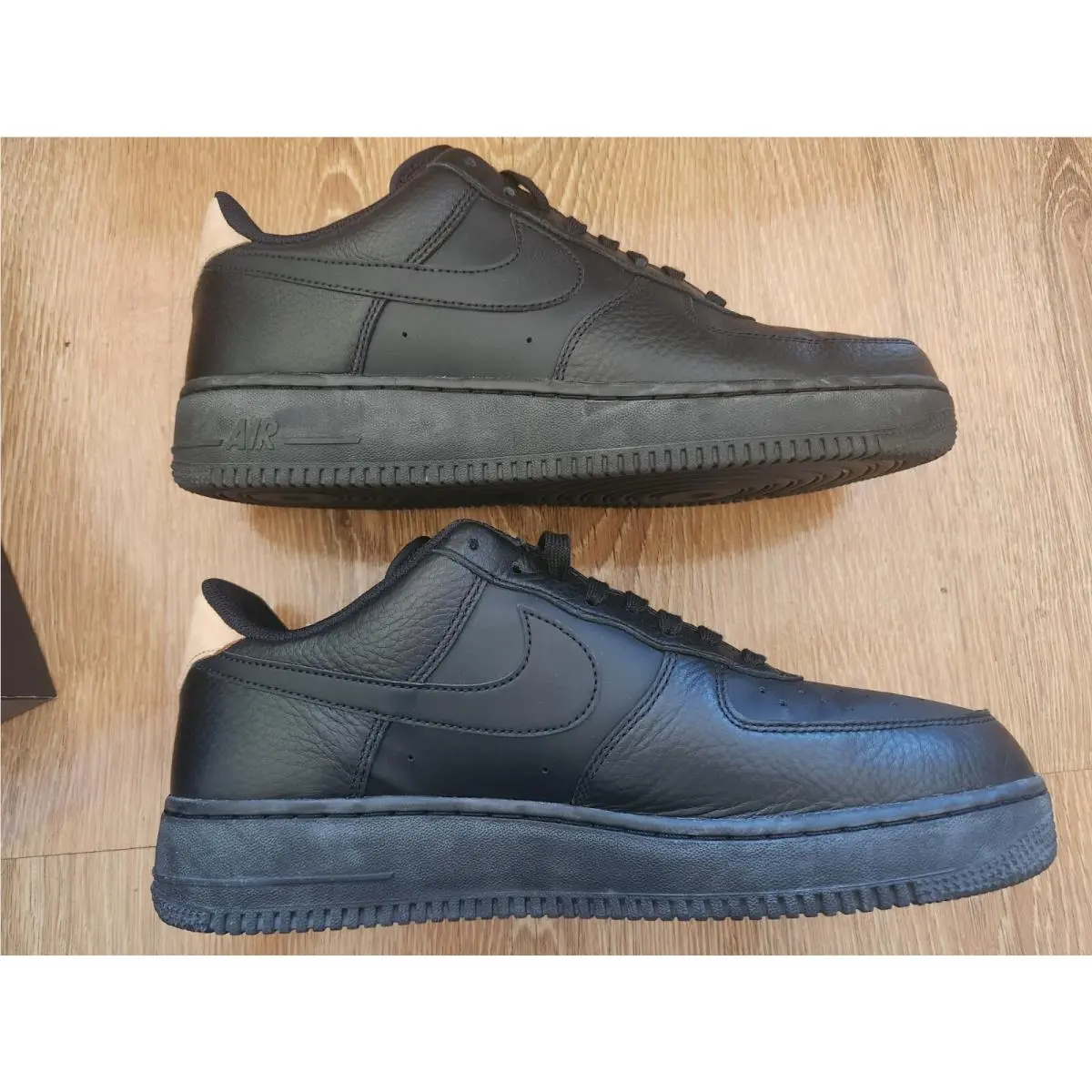Nike shoes - Nike Air Force 1 `07 LV8 - 718152-016 - Black (UPC: 886059050841) 4
