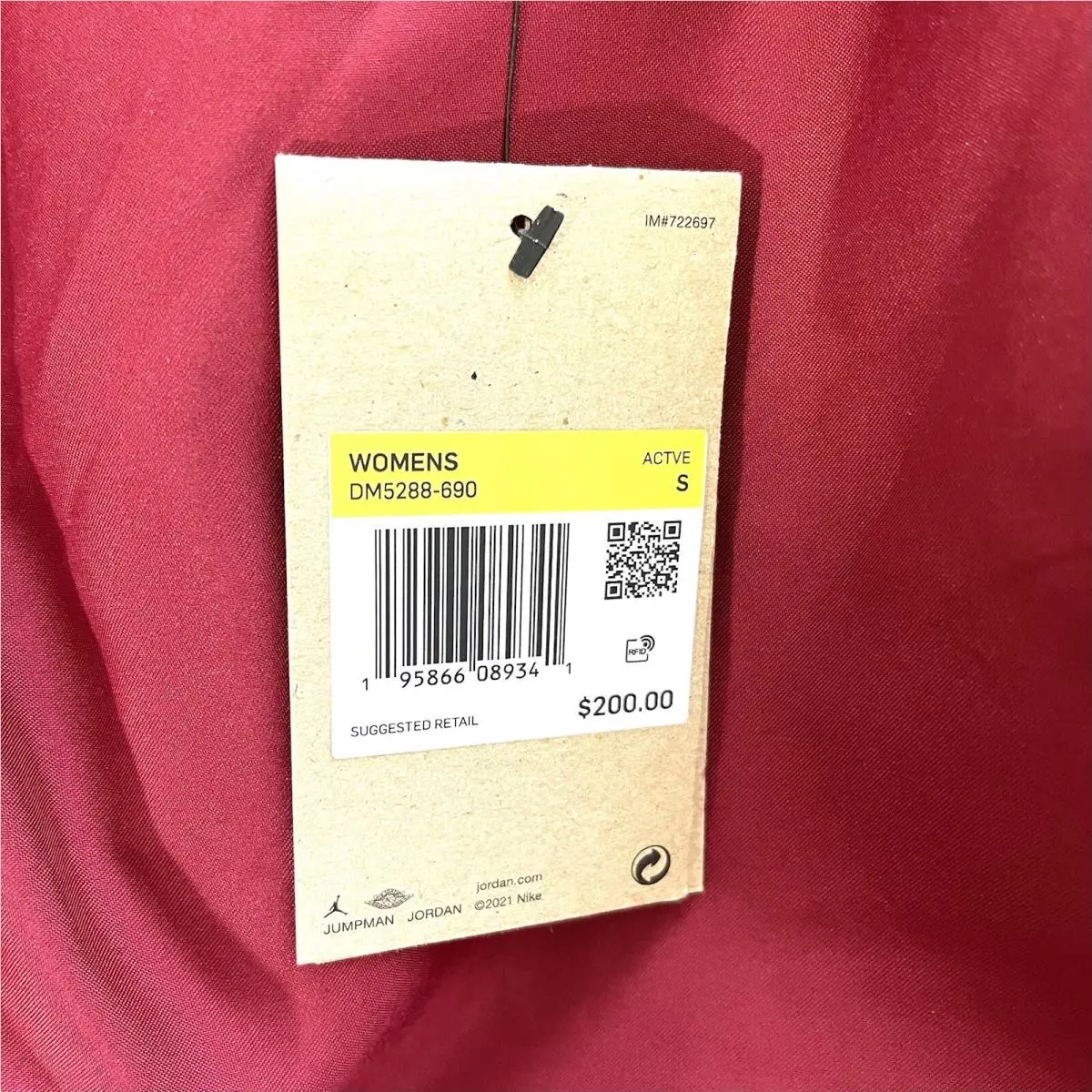 Nike clothing - Red 7