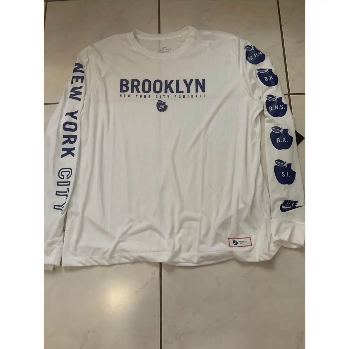 Nike clothing - NIKE YORK CITY BROOKLYN - YORK CITY BROOKLYN - White (UPC: 0193150498626) 1