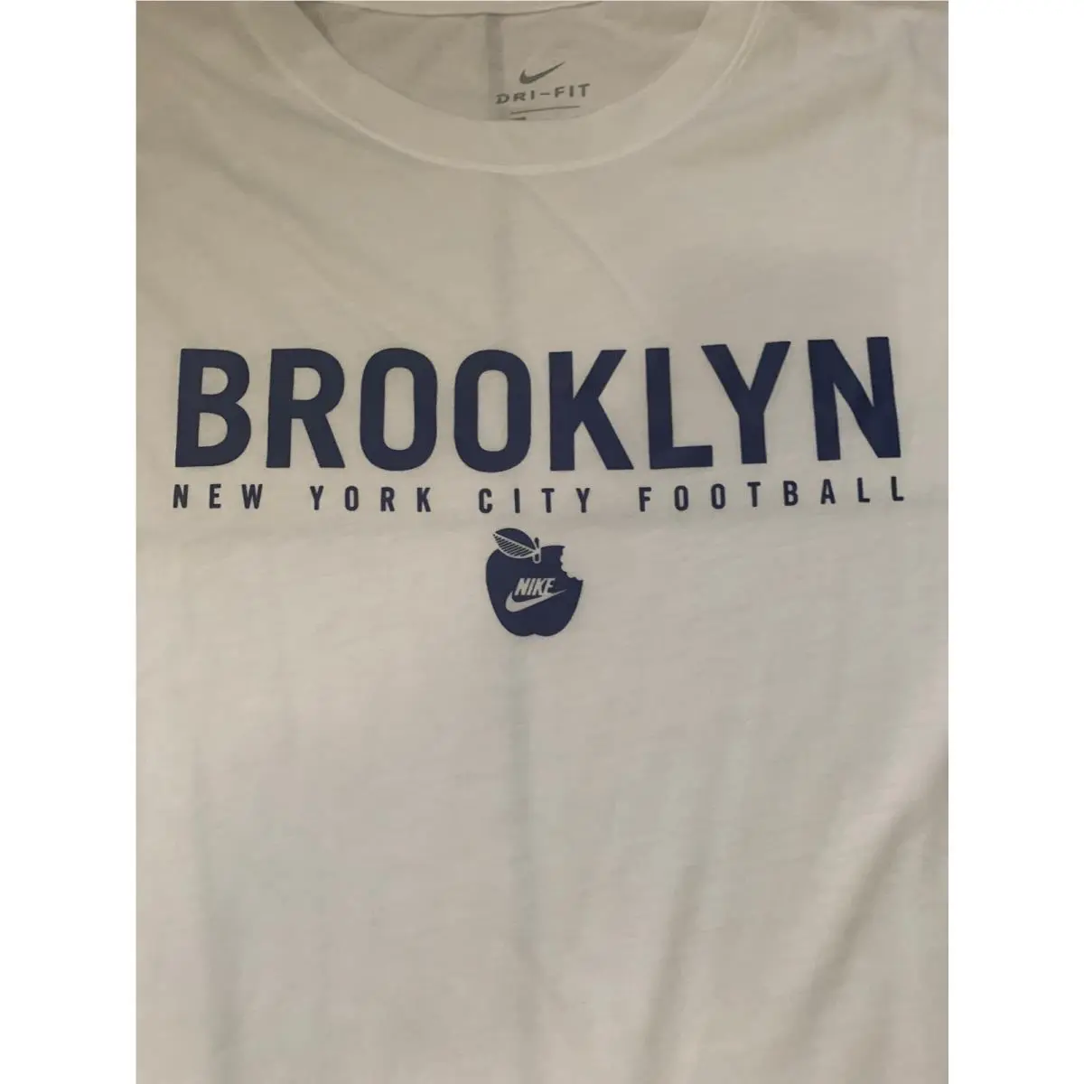 Nike clothing - NIKE YORK CITY BROOKLYN - YORK CITY BROOKLYN - White (UPC: 0193150498626) 2