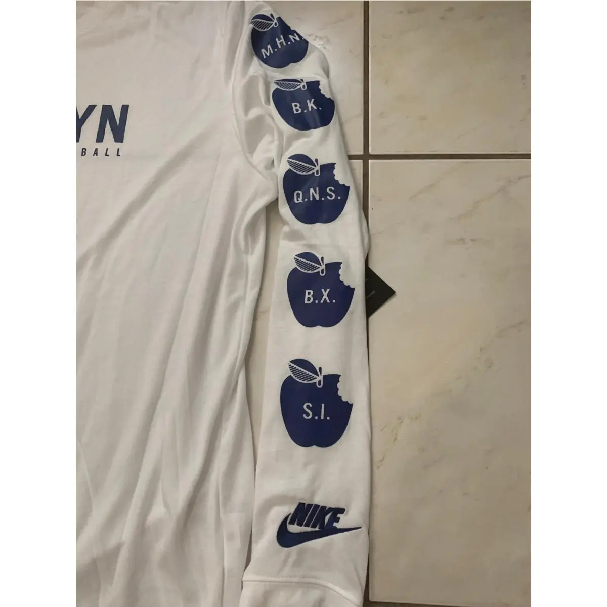 Nike clothing - NIKE YORK CITY BROOKLYN - YORK CITY BROOKLYN - White (UPC: 0193150498626) 4