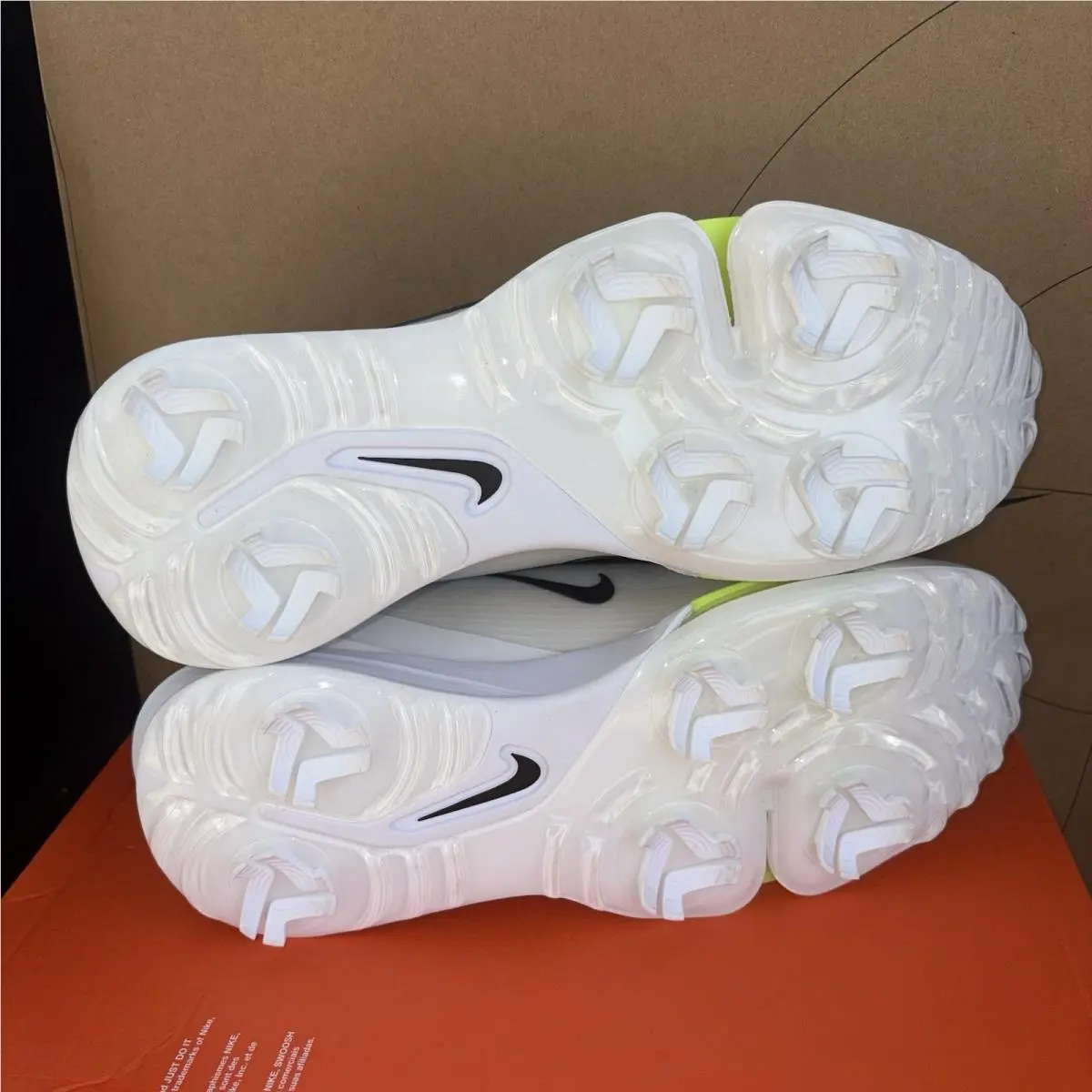 Nike shoes - Nike Zoom Next% Tour 3 - HV4699-102 - White 4