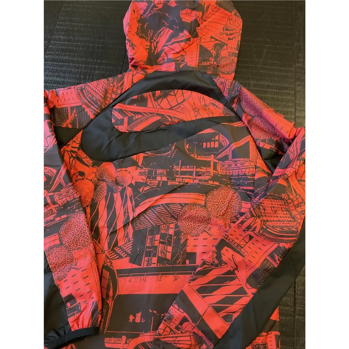 Nike clothing - Red (UPC: 0195867307055) 10