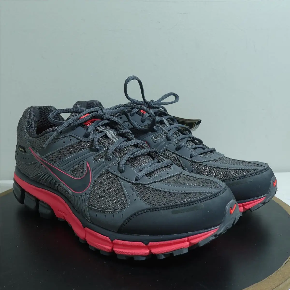 Nike shoes - Gray 0