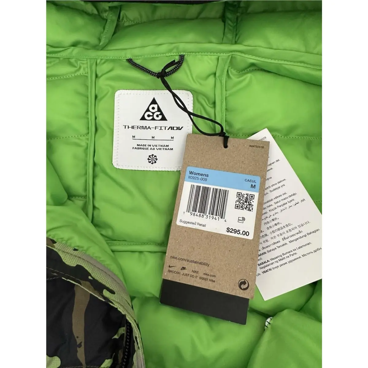 Nike clothing - II0925-009 - II0925-009 - Mean Green 2