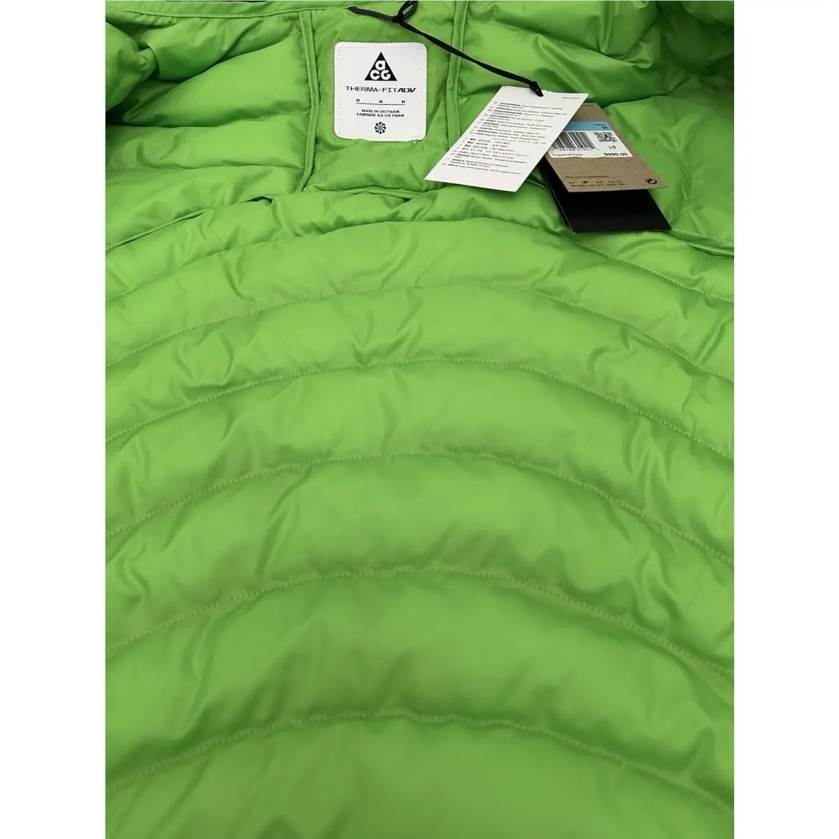 Nike clothing - II0925-009 - II0925-009 - Mean Green 5