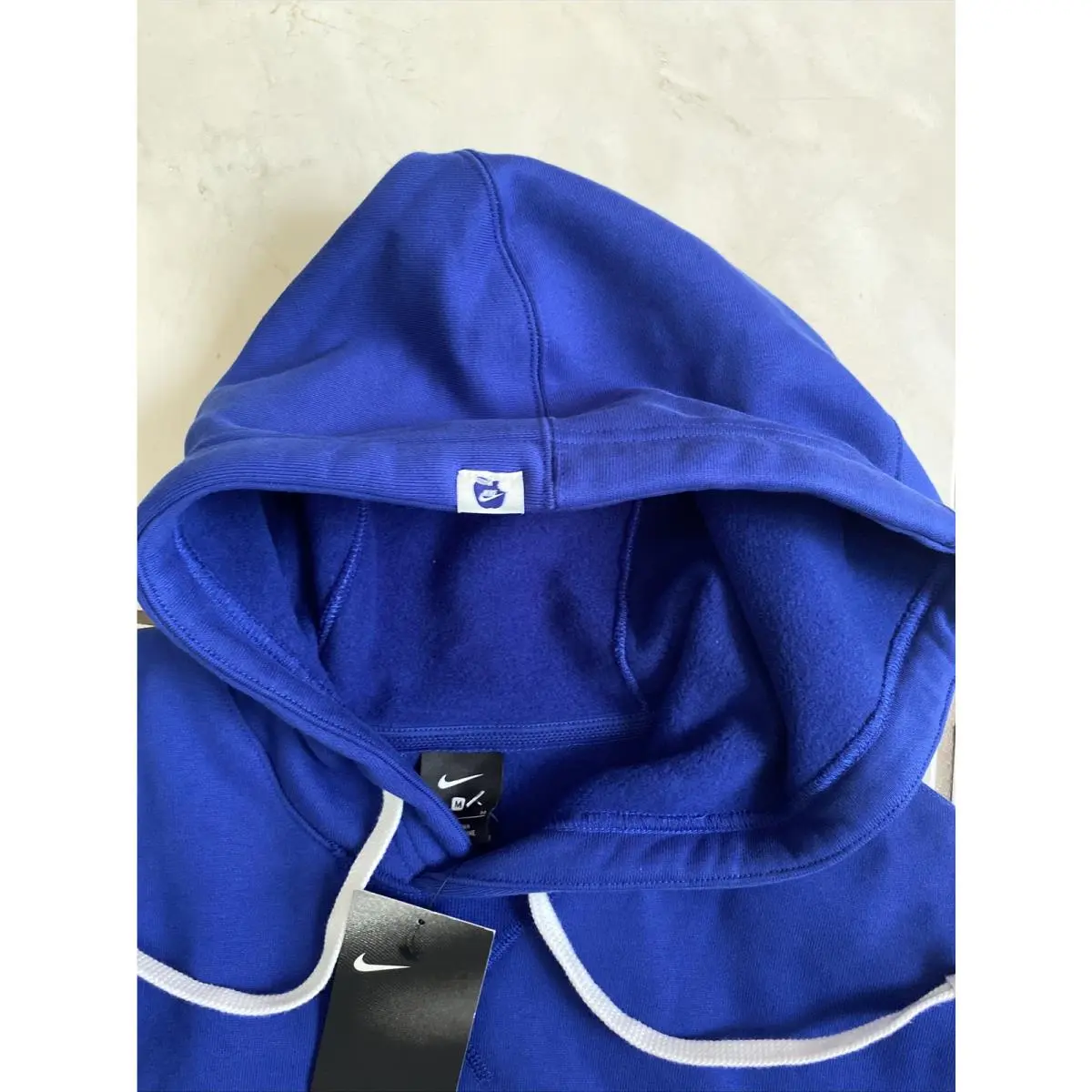 Nike clothing - Blue (UPC: 0192502811618) 5