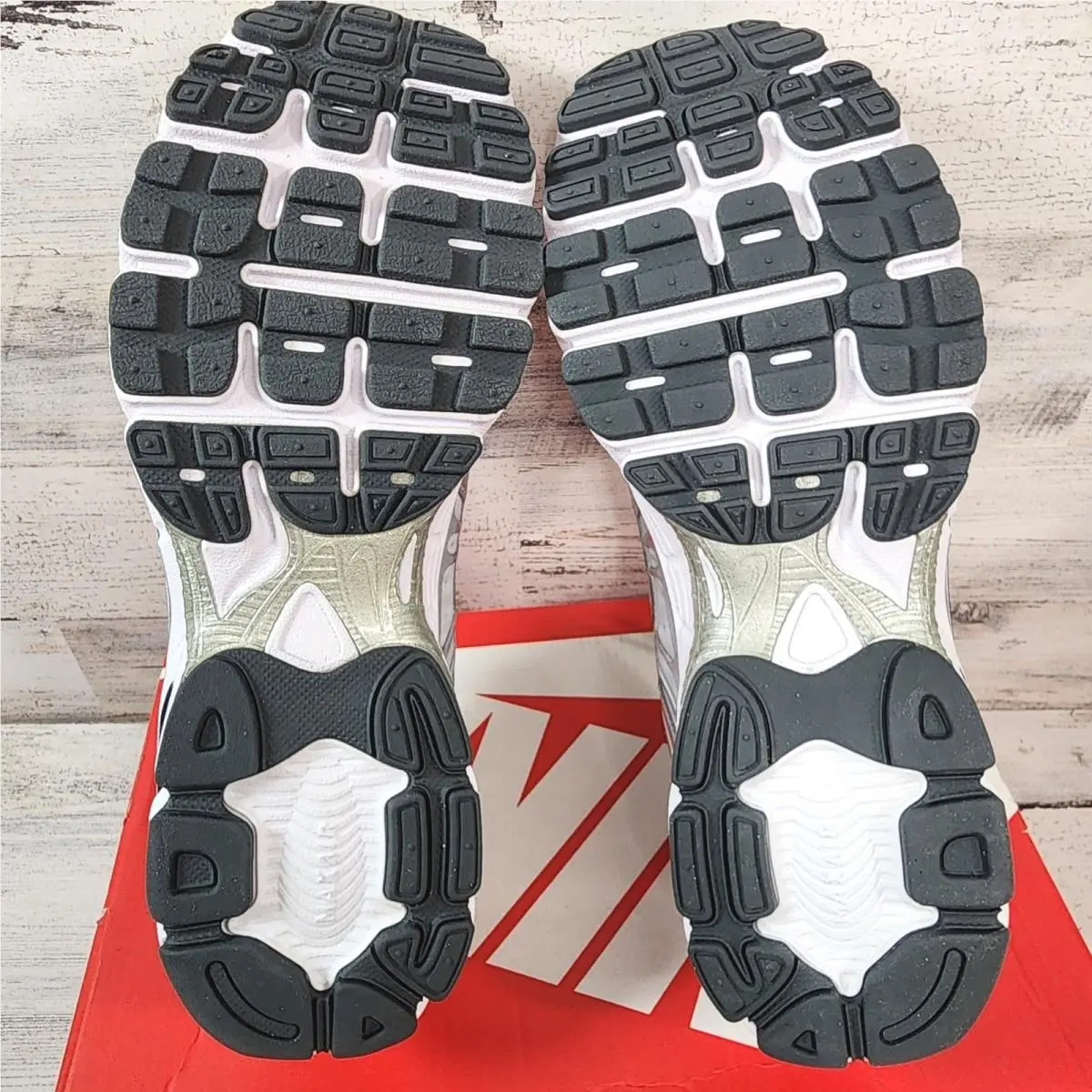 Nike shoes - Nike Air Max Moto 2K - Silver 5