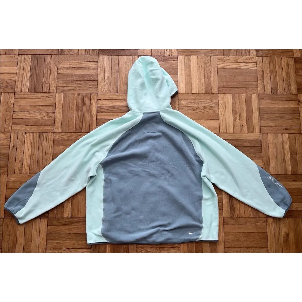 Nike clothing - Nike ACG Wolf Tree - ACG Wolf Tree - Green 4