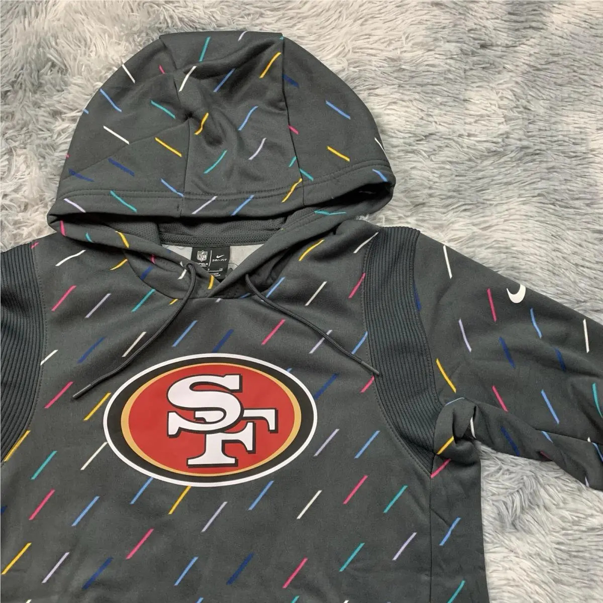 Nike clothing - Gray 3