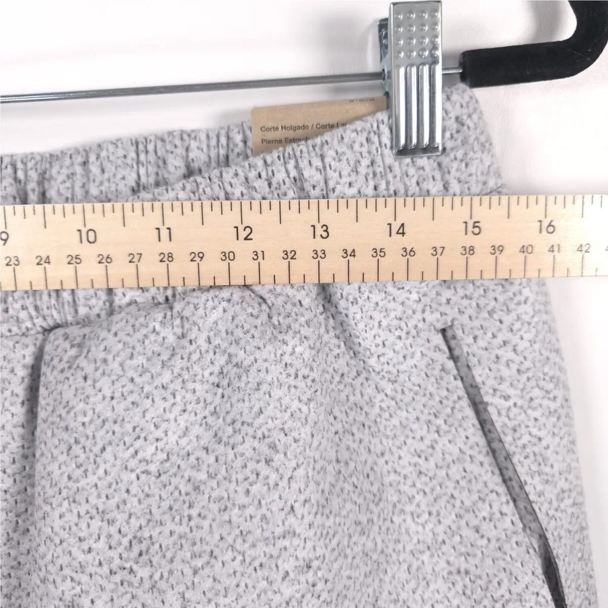 Nike clothing - DQ4266 084 - Gray (UPC: 196147188838) 3